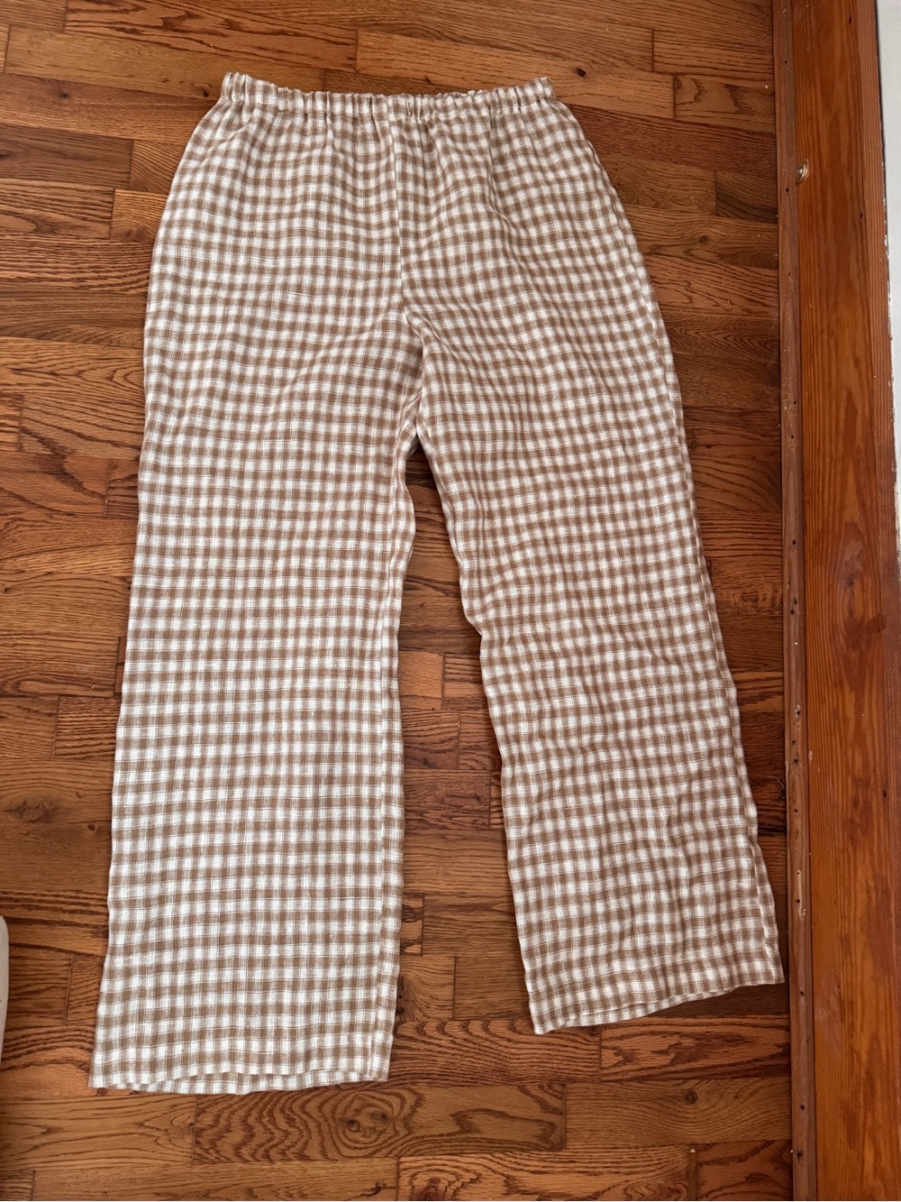 Reformation Beige and White Gingham Sweatpants